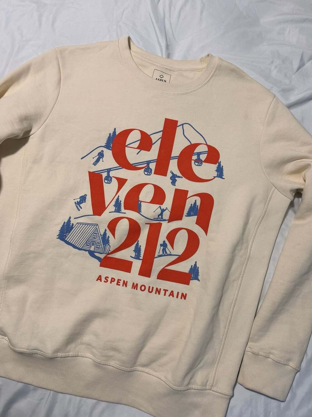 Aspen Collection Eleven 212 Aspen Mountain Graphic Sweatshirt Size M